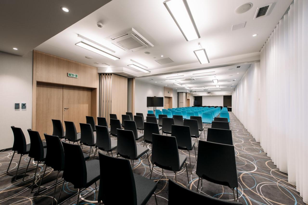 Krowodrza Centrum Konferencyjno - Hotelowe Krakkó Kültér fotó